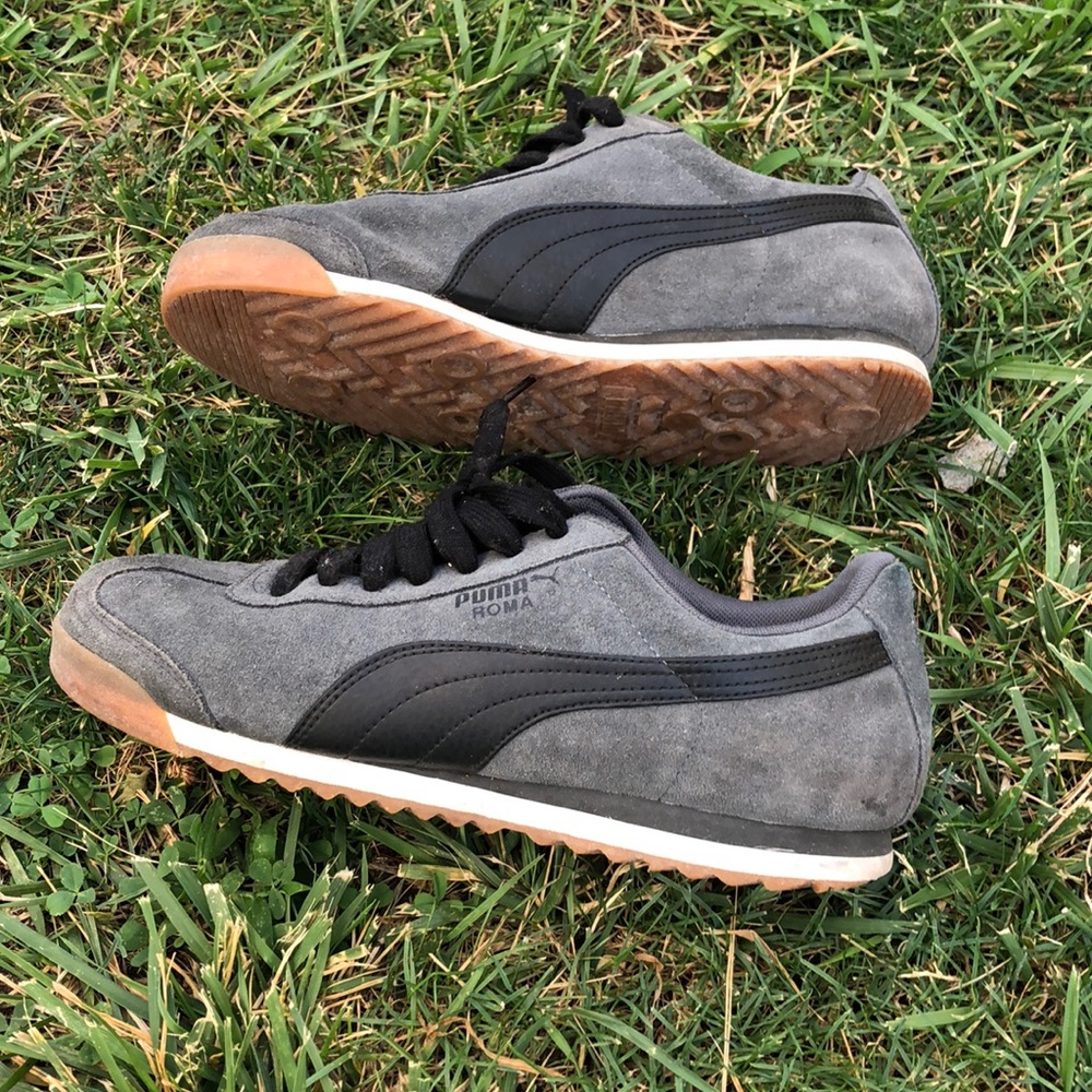 Puma sneakers